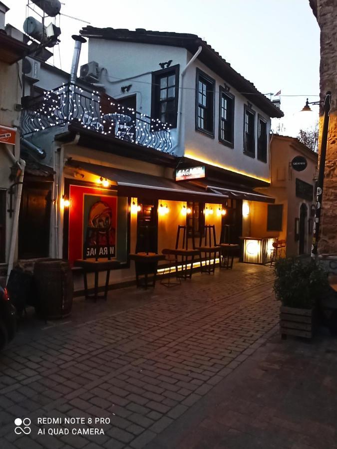 Gagarin Pub & Hotel Antalya Exterior foto